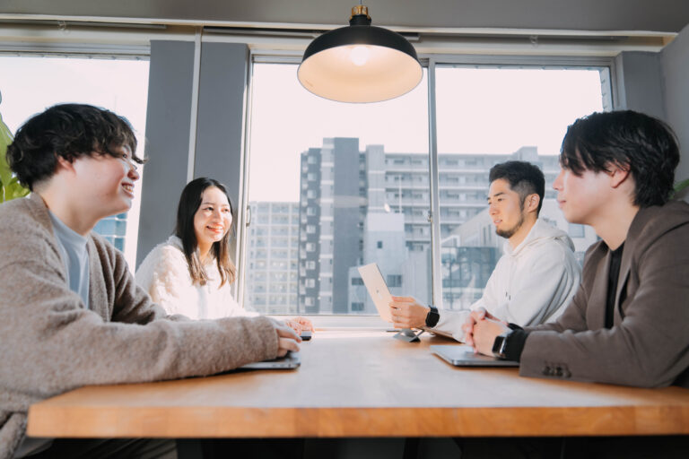 人材紹介営業は「きつい」って本当？システム化が拓く、新しい働き方と未来のキャリア