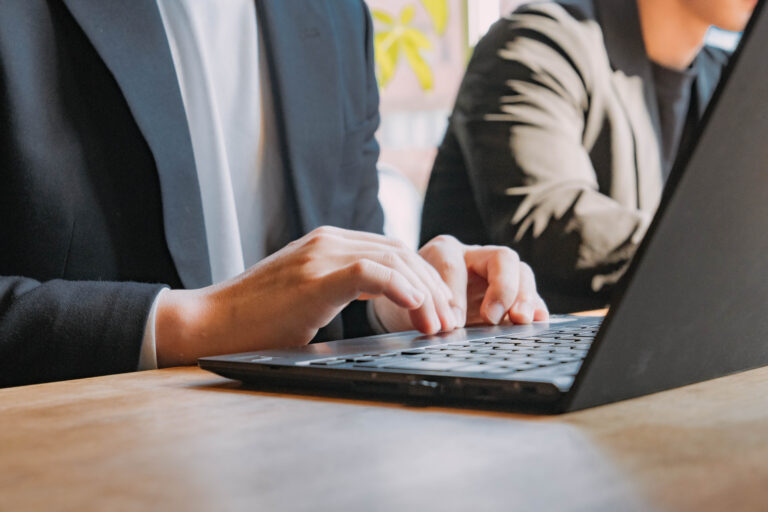 人材紹介の業務効率化と属人化防止！成功事例とツール導入ガイド