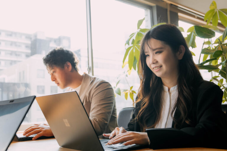 人材紹介業でブルーオーシャン市場を見つける！成功のための実践ガイド