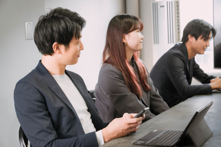 製造業・軽作業特化の人材紹介はなぜ儲かる？手堅く稼ぐ秘訣と成功の道筋