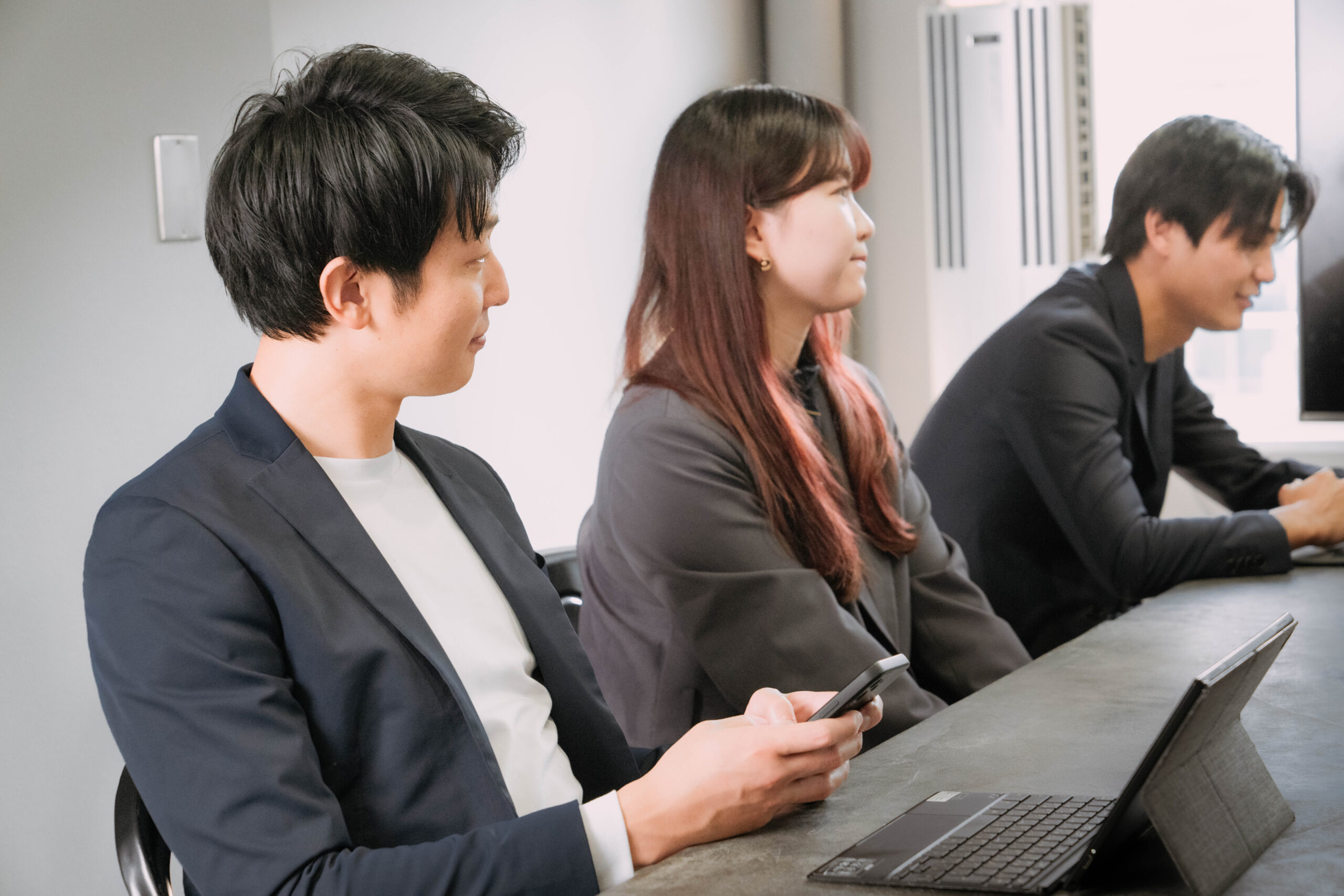 製造業・軽作業特化の人材紹介はなぜ儲かる？手堅く稼ぐ秘訣と成功の道筋