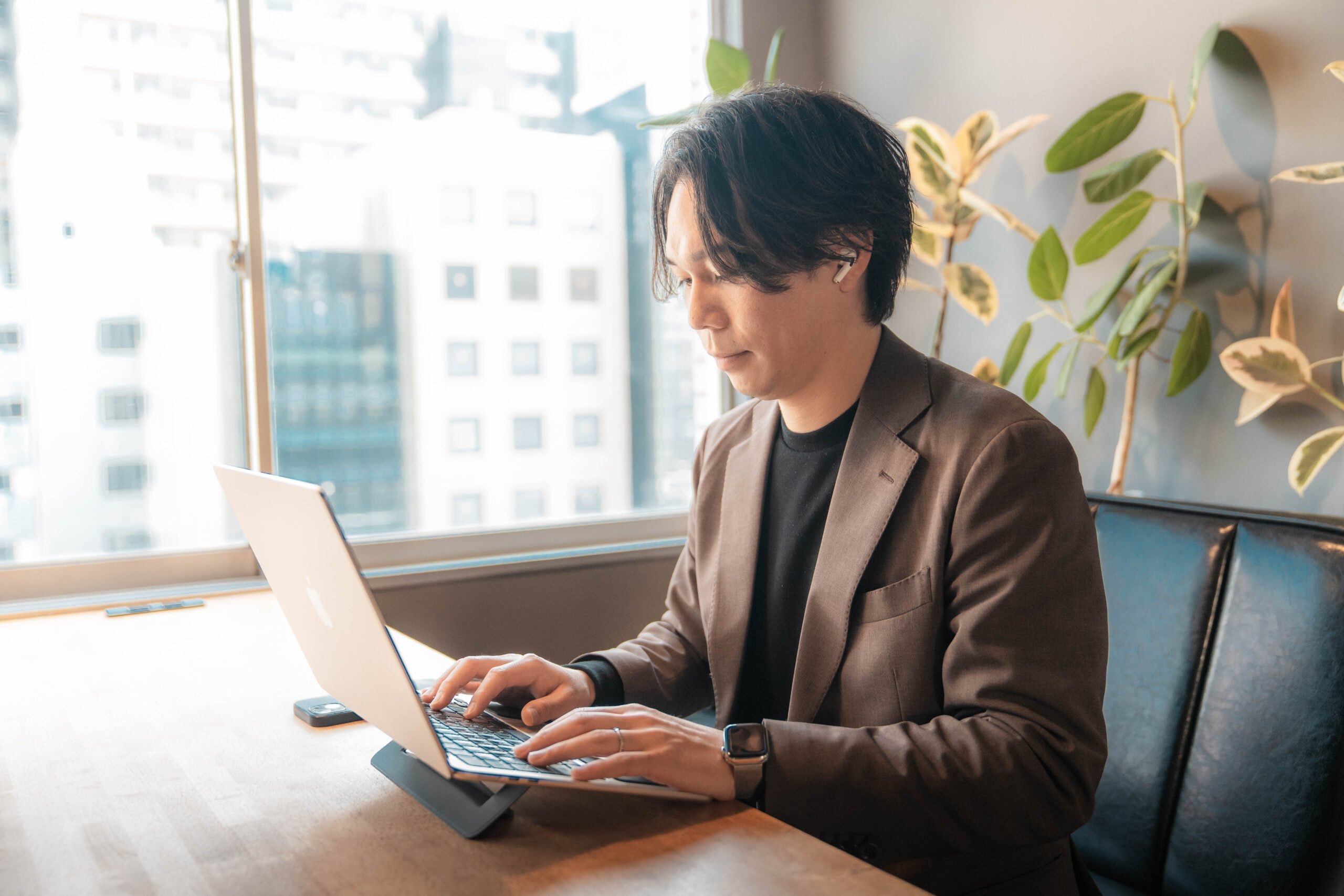 【業界未経験から人材紹介で独立】“死の谷”を越え、成功を掴むロードマップと秘訣